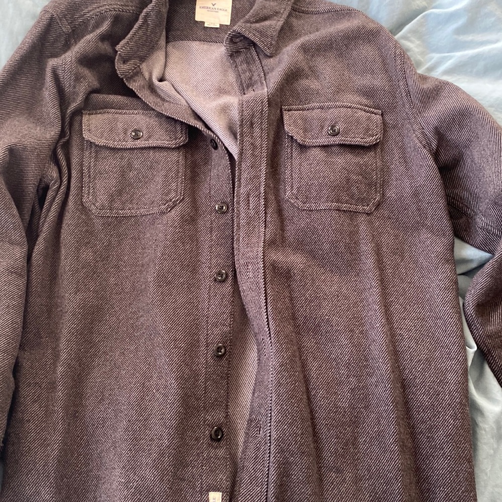 American eagle button down shirt